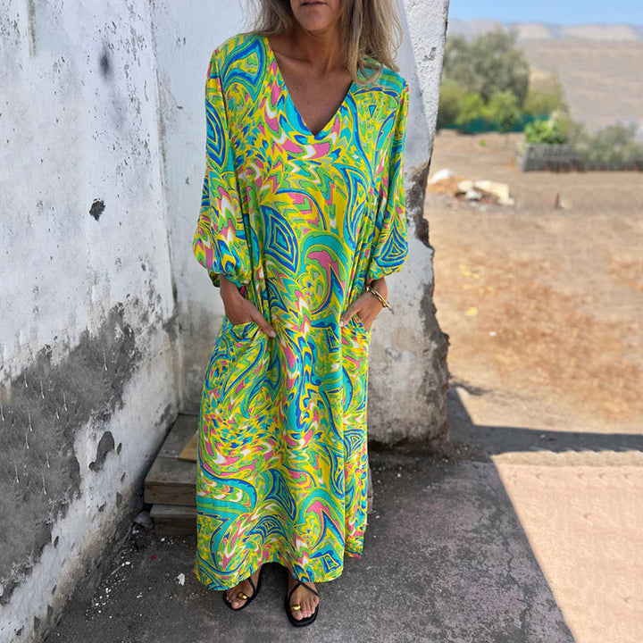 Yanina - Maxi Dress with V-Neck Print